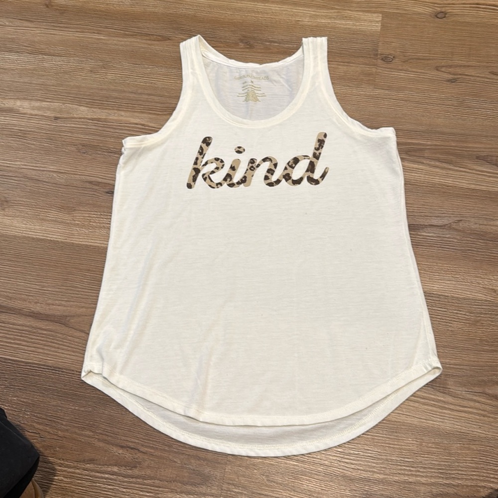 Graphic tank top for women